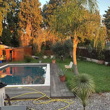 Air-conditioned With Pool